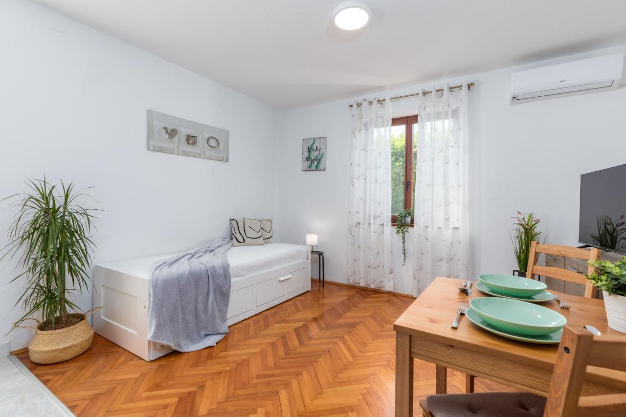 Tesic Close To The Sea With Shared 4xbicycles * Fažana