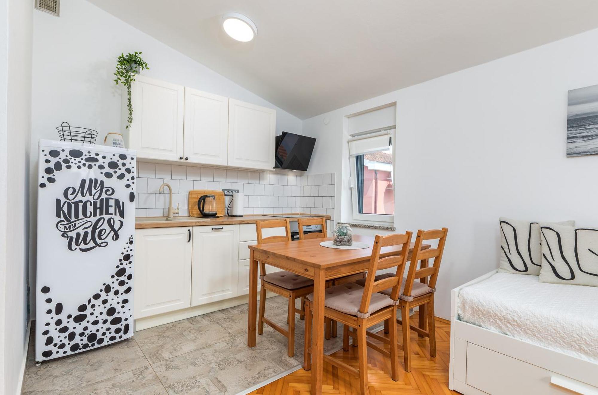 Apartment Tesic *