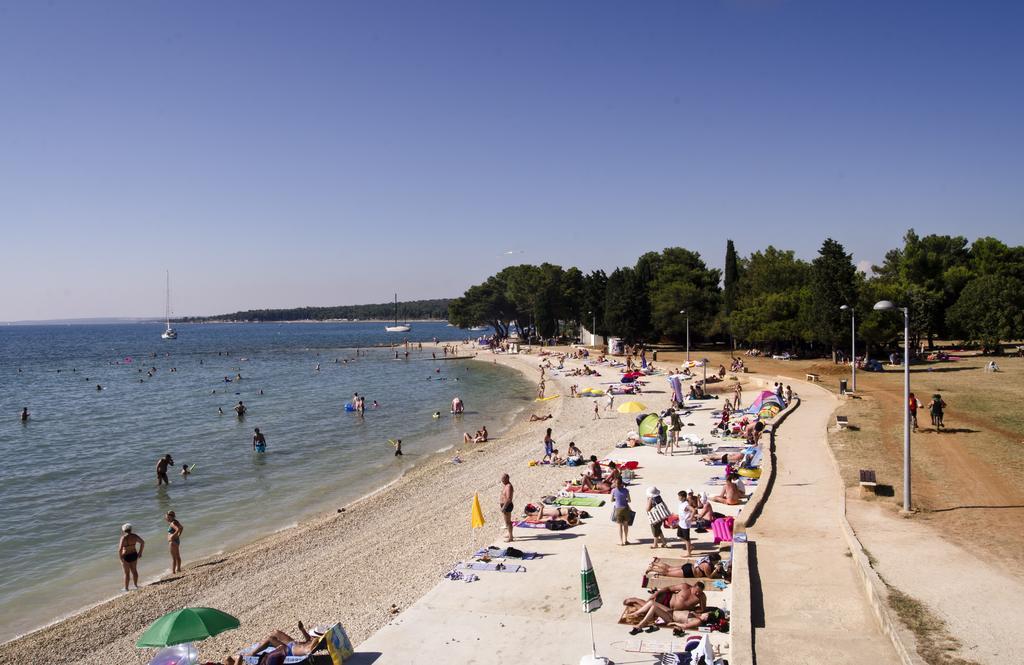 Apartament Tesic Close To The Sea With Shared 4xbicycles